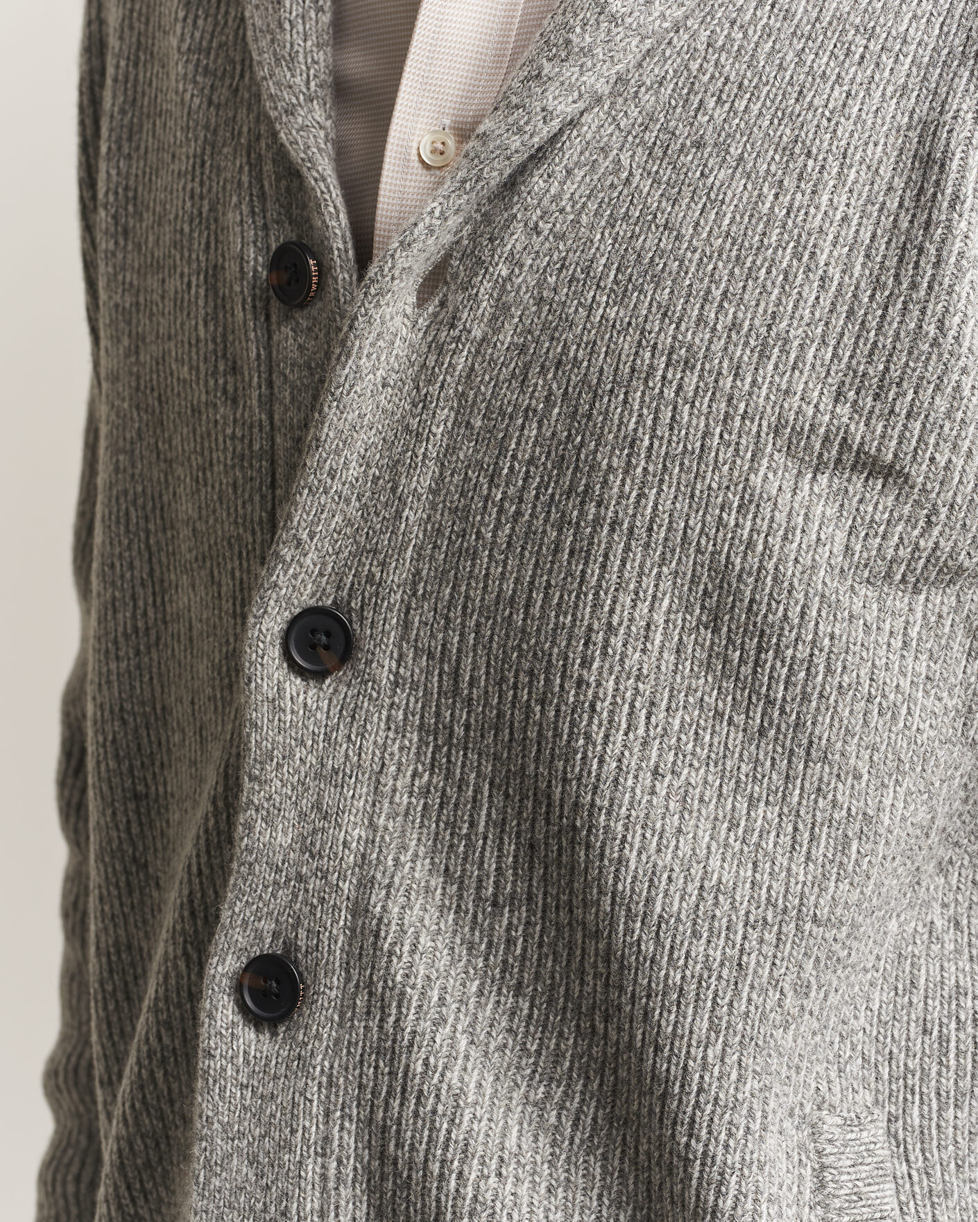 Heren | Truien | Charles Tyrwhitt | Chunky Merino Shawl Neck Cardigan Grey