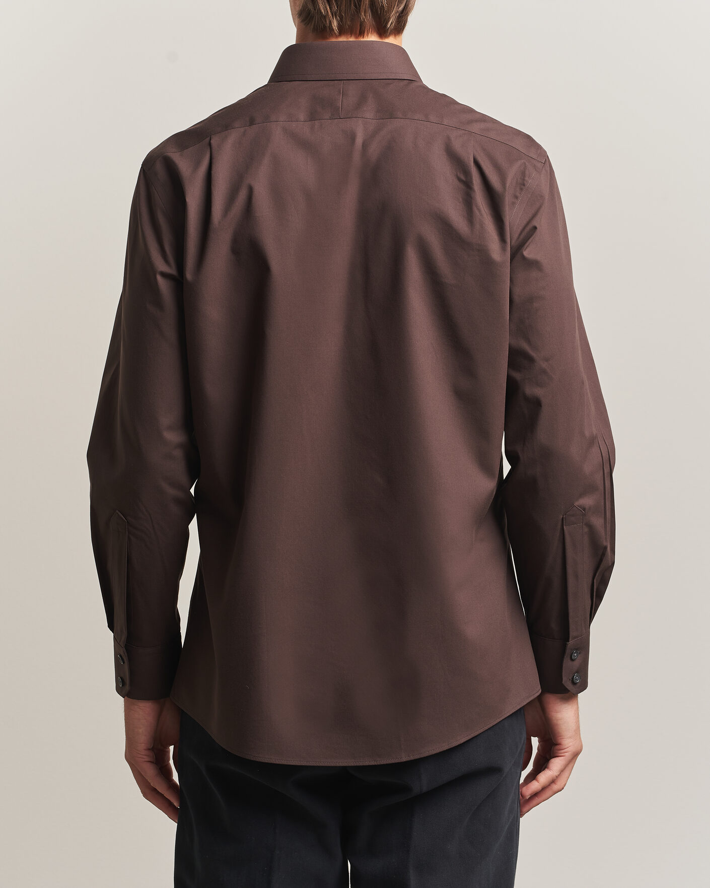 Heren | Overhemden | Charles Tyrwhitt | Slim Fit Non Iron Poplin Cut Away Shirt Chocolate