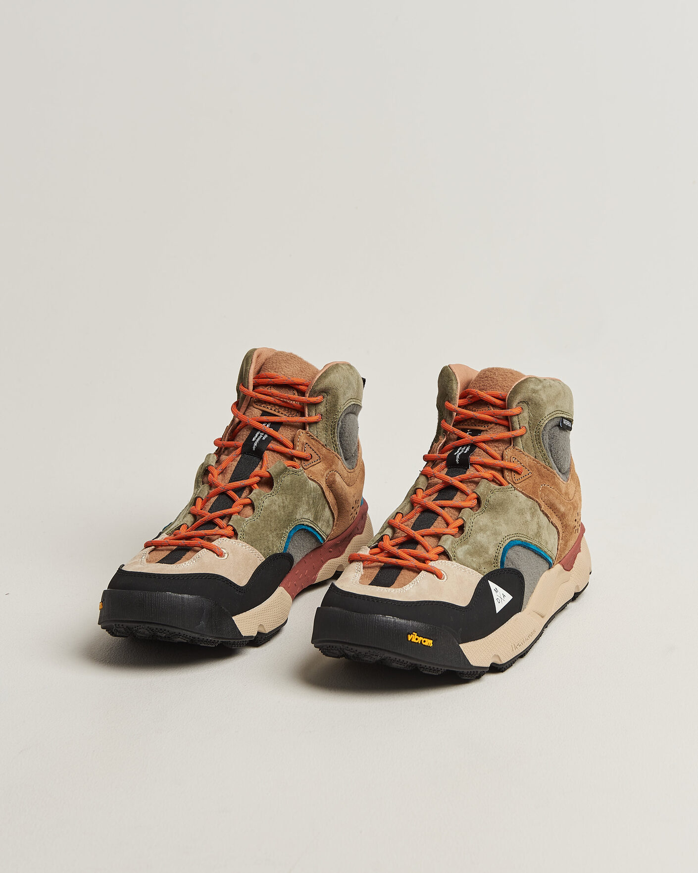 Homme | Baskets | Flower Mountain | Back Country Mid Suede/Leather Sneaker Multi
