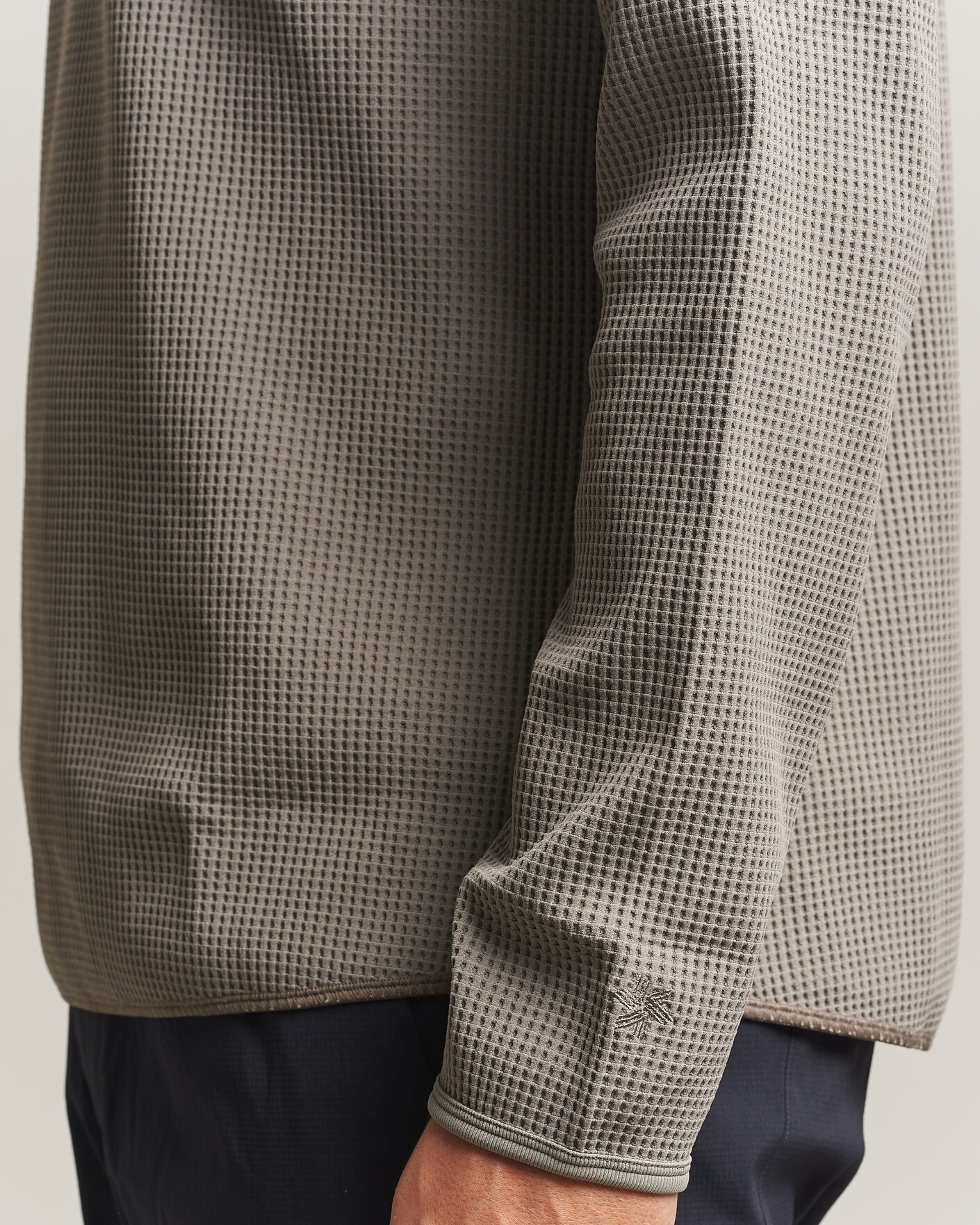 Homme | T-shirts | Goldwin | WF Light Long Sleeve T-Shirt Arid Beige