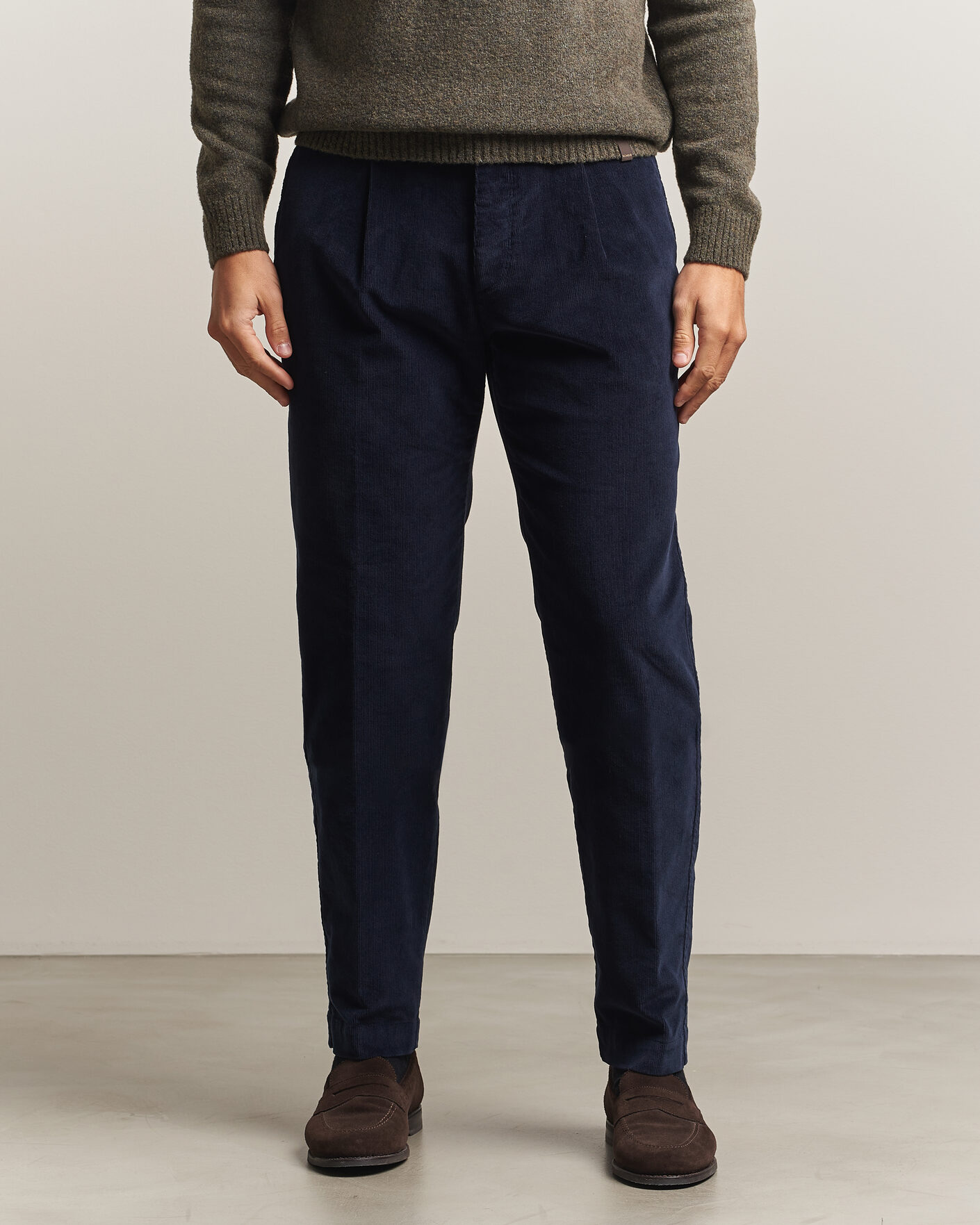 Homme | Pantalons | Incotex | Regular Fit Washed Corduroy Slacks Navy