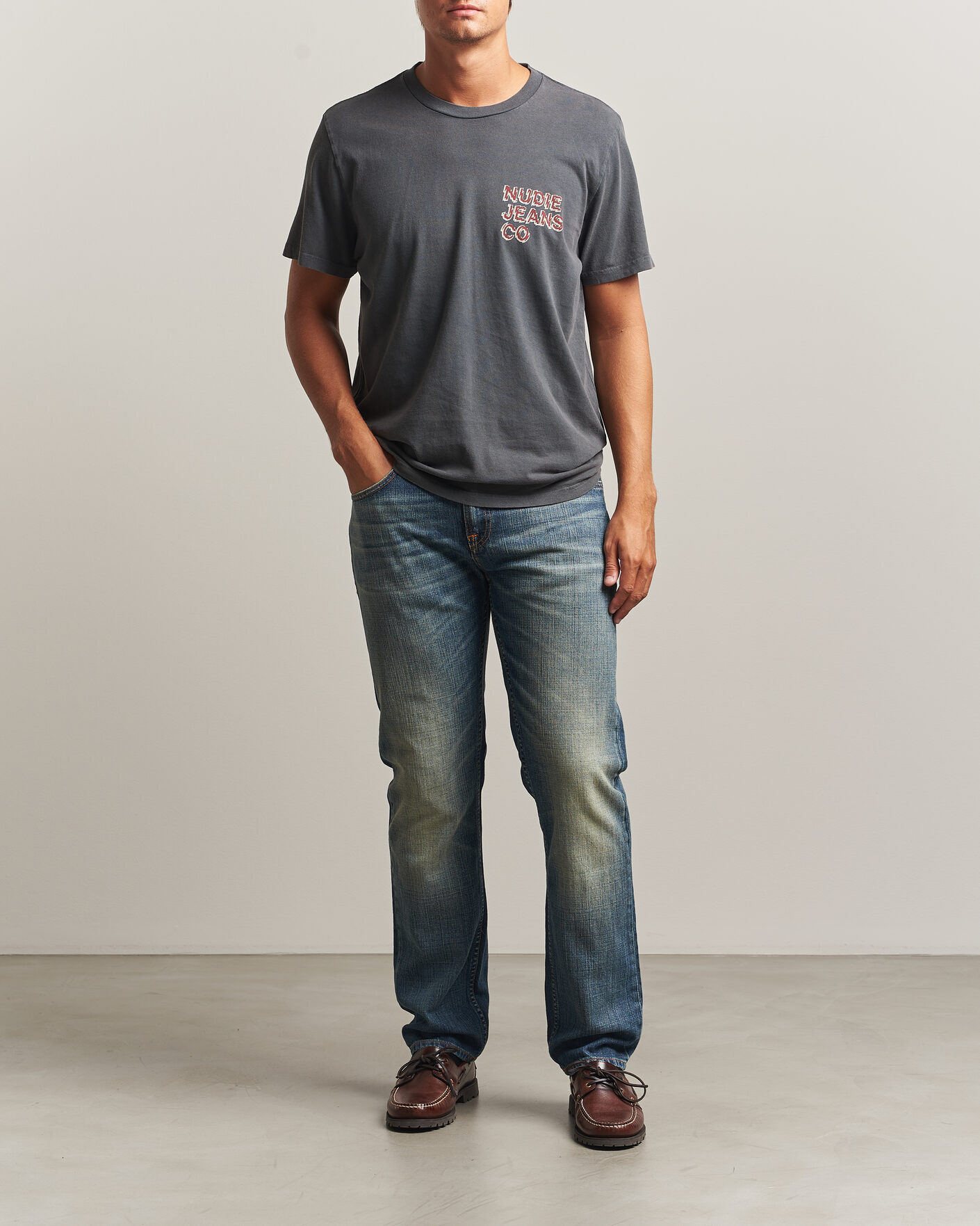 Heren | T-shirts | Nudie Jeans | Roy Life Tracks T-Shirt Antracite