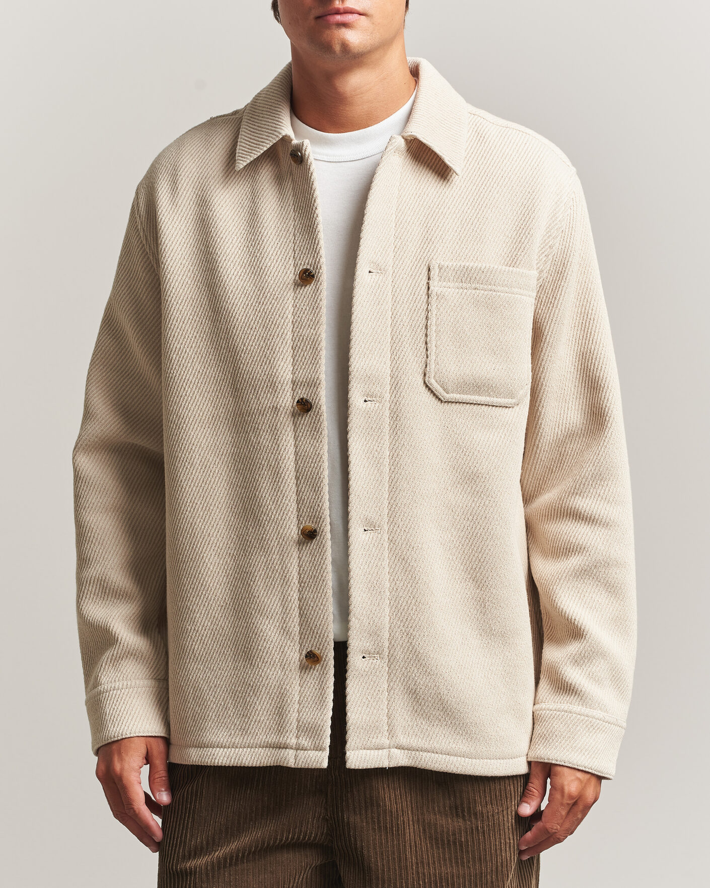 Homme | Chemises | LES DEUX | Twill Wool Overshirt Ivory
