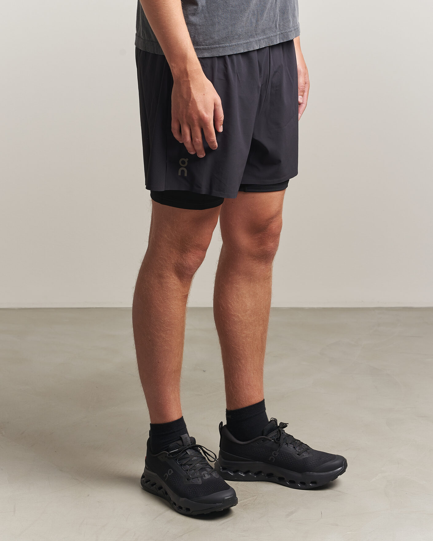 Homme | Chaussures De Running | On | Cloudsurfer Trail 2 Black/Eclipse