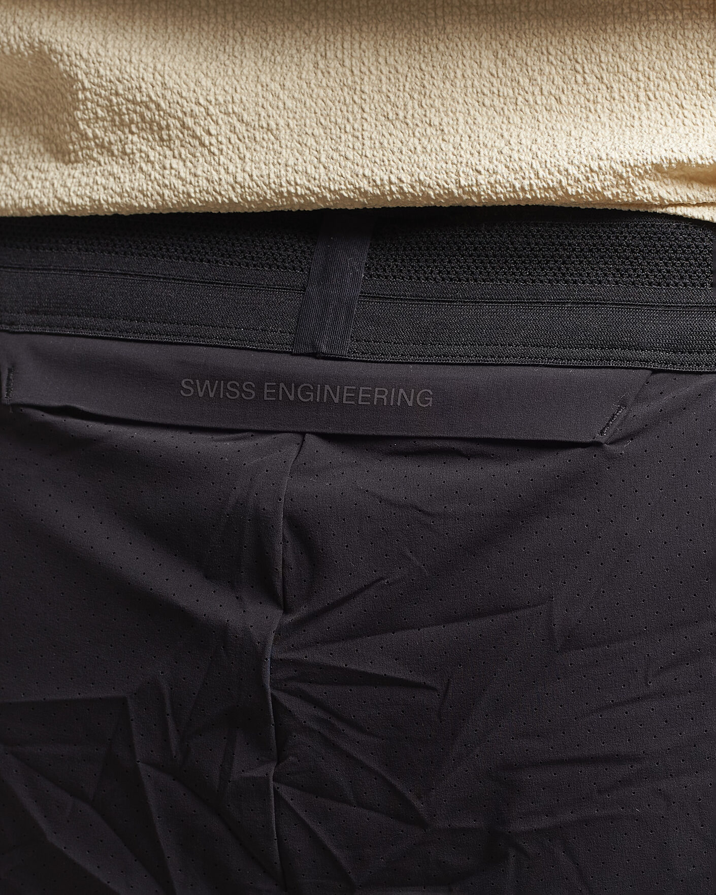 Homme | Shorts | On | 5 Inch Performance 2/1 Shorts Black