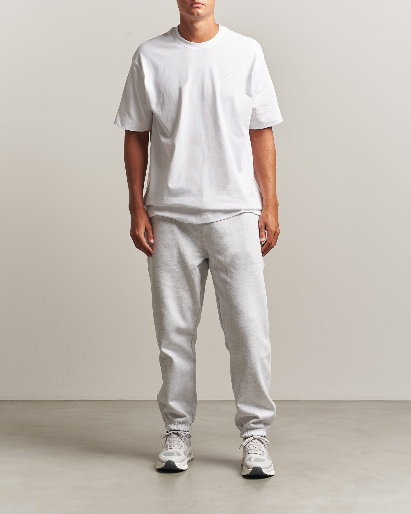 Homme | T-shirts | On | Club Collective T-Shirt White