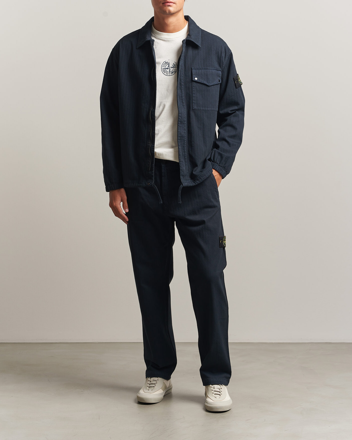 Homme | Chemises | Stone Island | Garment Dyed Cotton Herringbone Overshirt Navy Blue