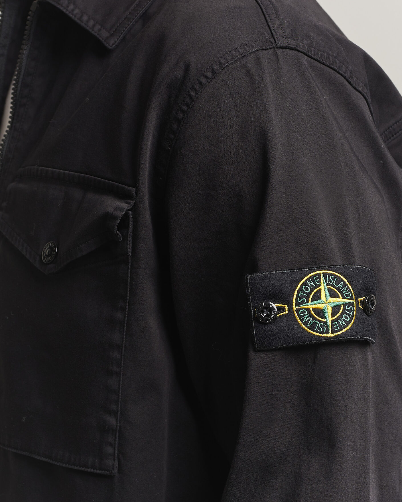Homme | Chemises | Stone Island | Organic Cotton Satin Stretch Zip Overshirt Black