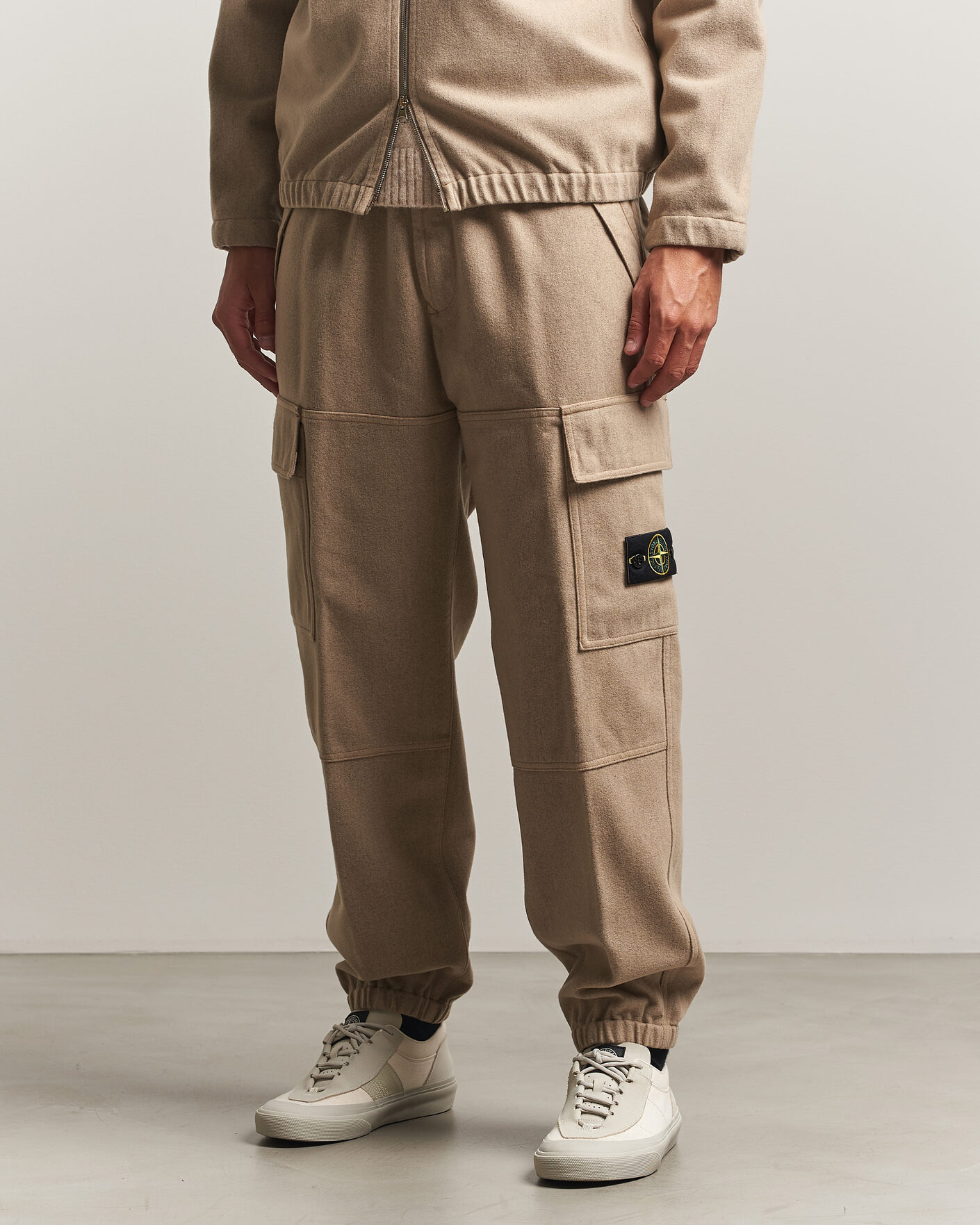Homme | Pantalons | Stone Island | Wool/Nylon Flannel Cargo Trousers Biscuit