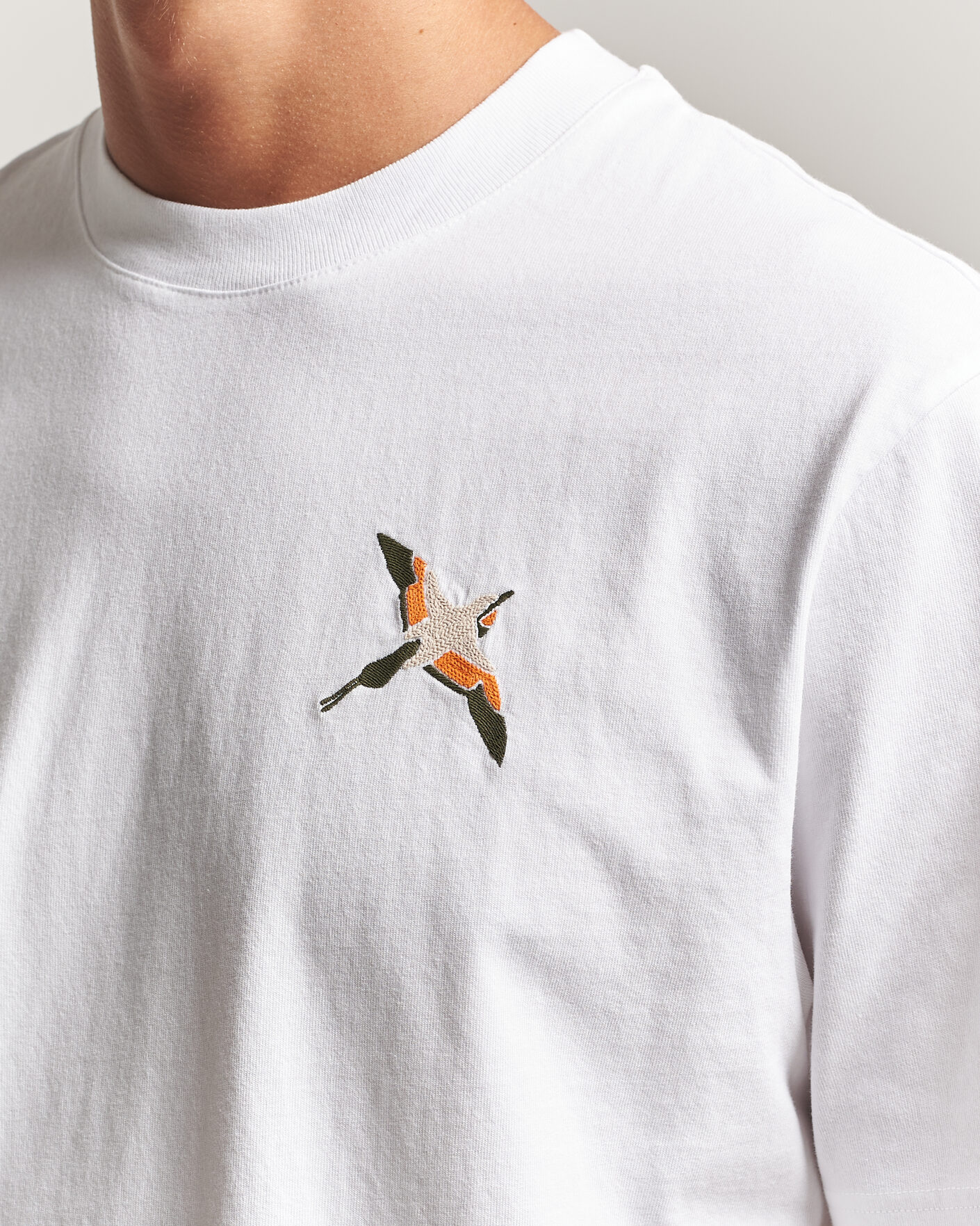 Homme | T-shirts | Axel Arigato | Micro Bee Birt T-Shirt White