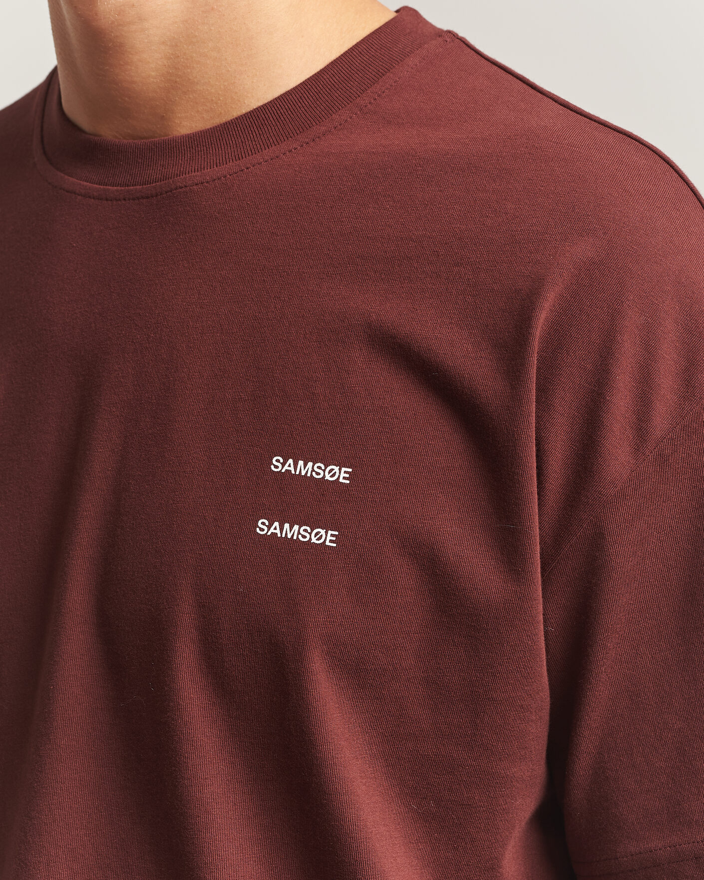 Homme | T-shirts | Samsøe Samsøe | Joel Organic Cotton T-Shirt Bitter Chocolate