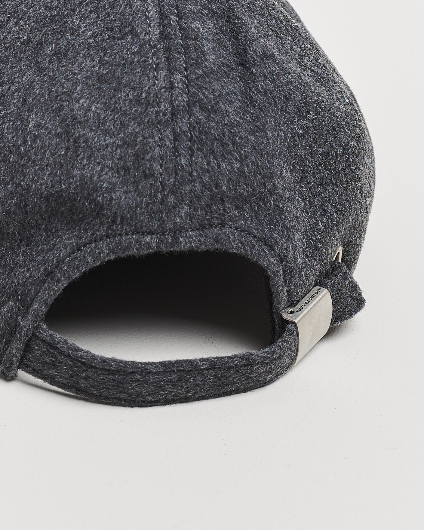 Homme | Bobs Et Casquettes | Tiger of Sweden | Hent Wool/Cashmere Cap Dark Grey Melange
