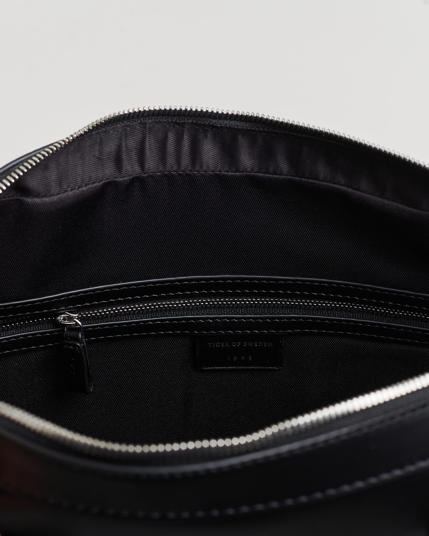Homme | Sacs | Tiger of Sweden | Bosun Smooth Leather Briefcase Black