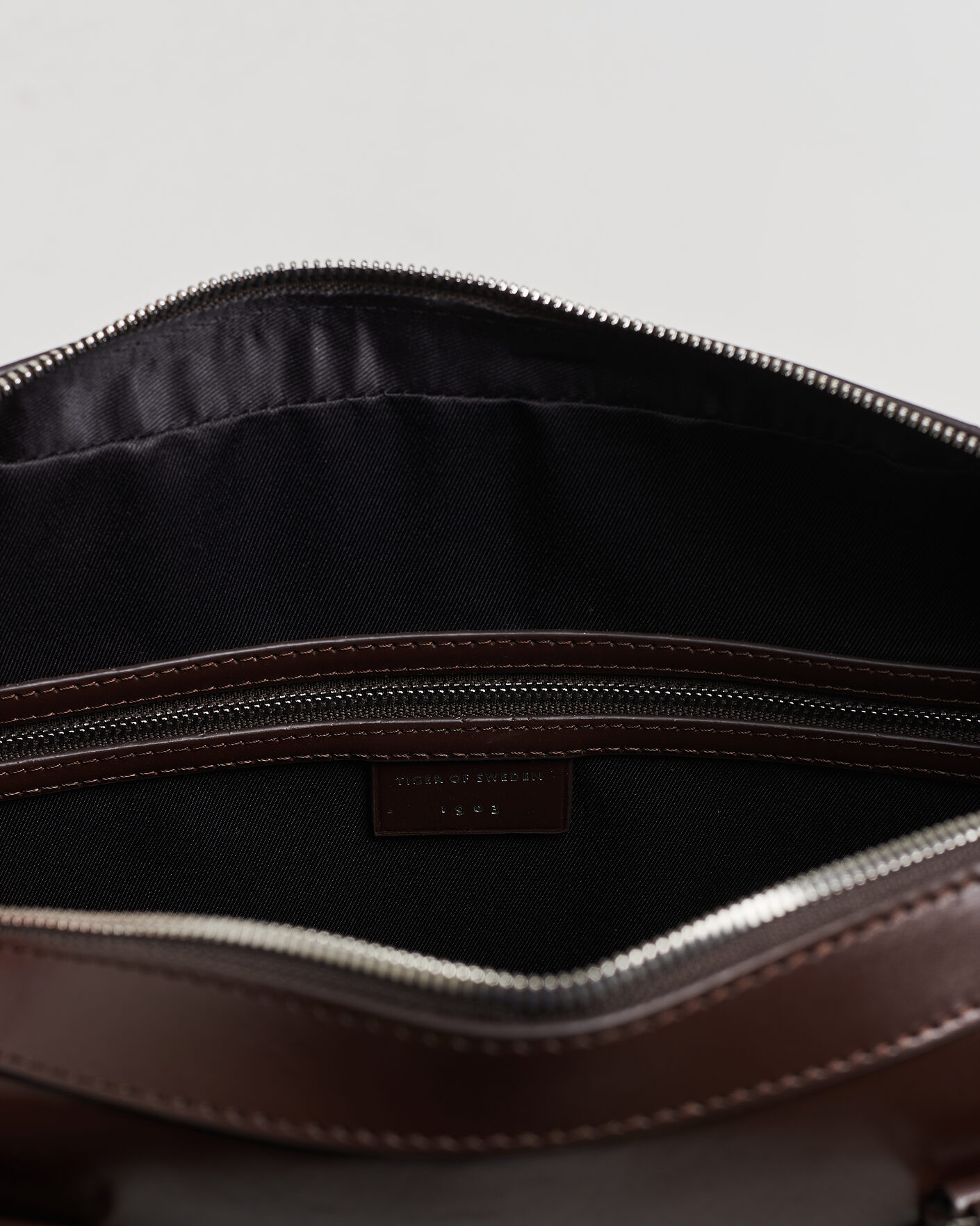Heren | Tassen | Tiger of Sweden | Bosun Smooth Leather Briefcase Dark Brown
