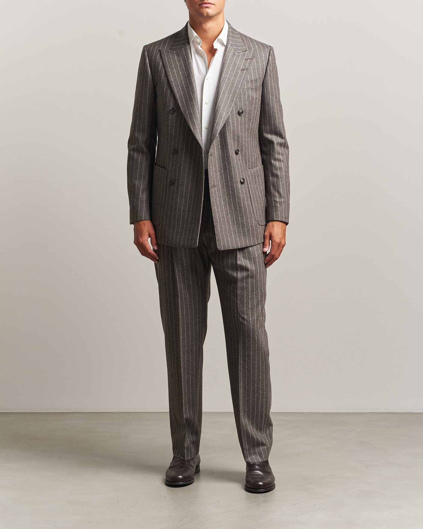 Heren | Broeken | Tiger of Sweden | Theo Wool Pleated Pinstriped Trousers Grey Brown