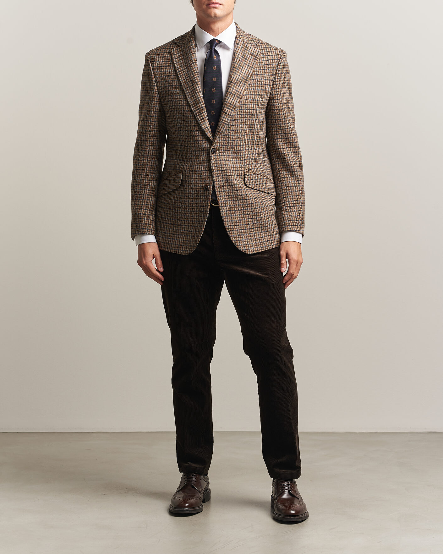 Homme | Blazers | Walker Slater | Edward Lambswool Puppytooth Blazer Sandstone