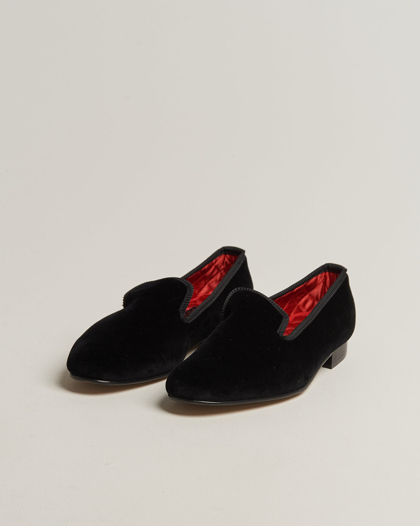 Homme | Loafers | Bowhill & Elliott | Plain Albert Pump Black Velvet