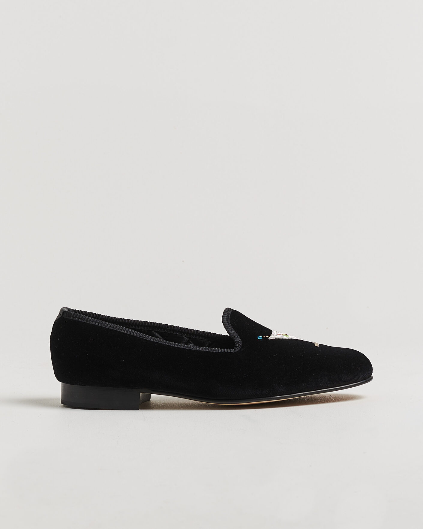 Heren | Instappers | Bowhill & Elliott | Martini Venetian Pump Black Velvet