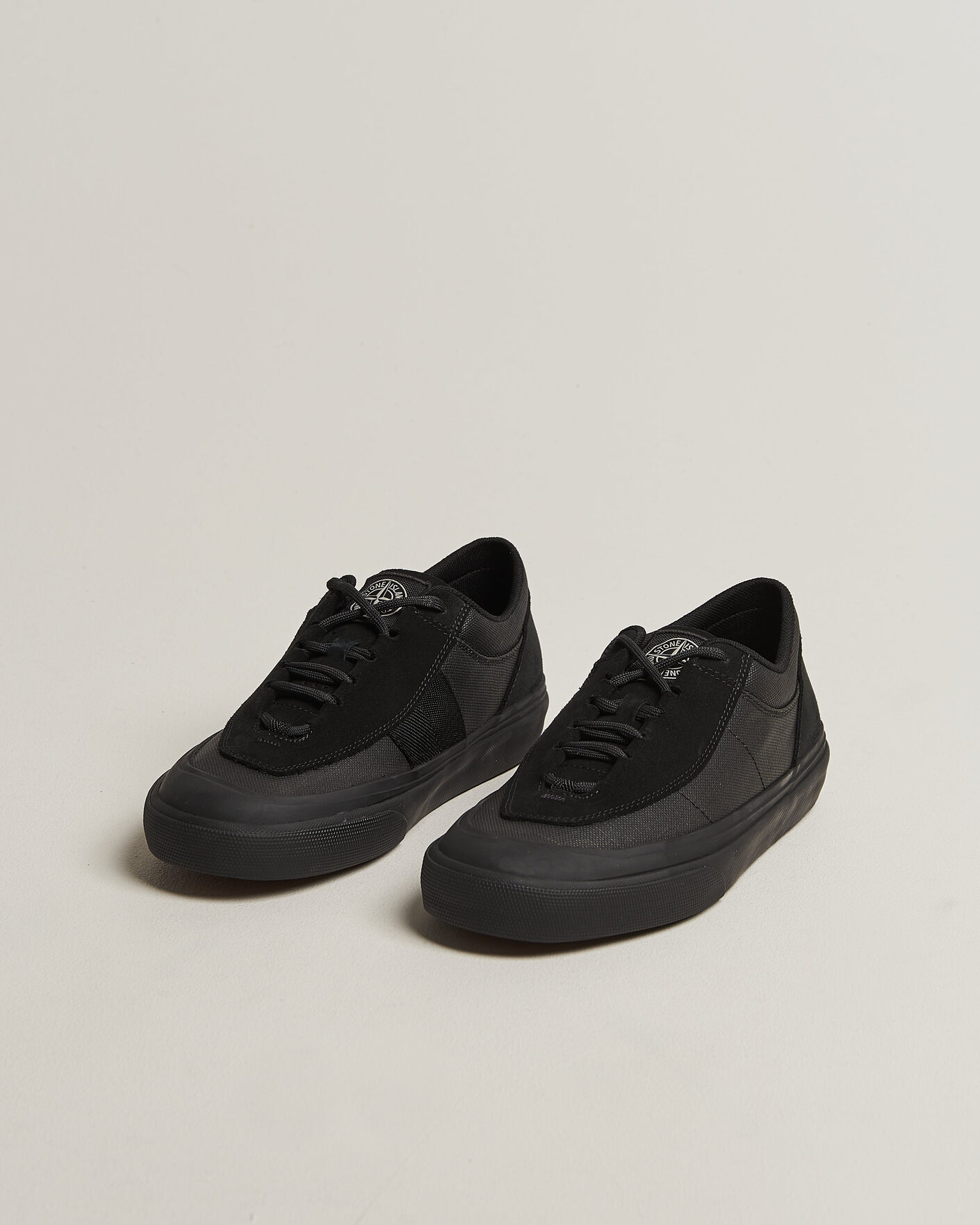 Homme | Baskets | Stone Island | Low Top Canvas Sneaker Black