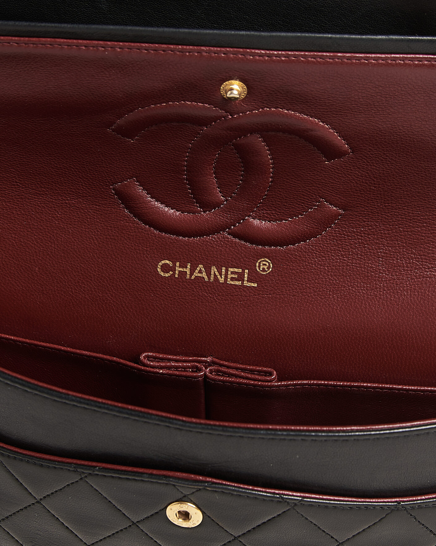 Homme | Pre-Owned & Vintage Bags | Chanel Pre-Owned | Classic Medium Double Flap Bag Lambskin Black