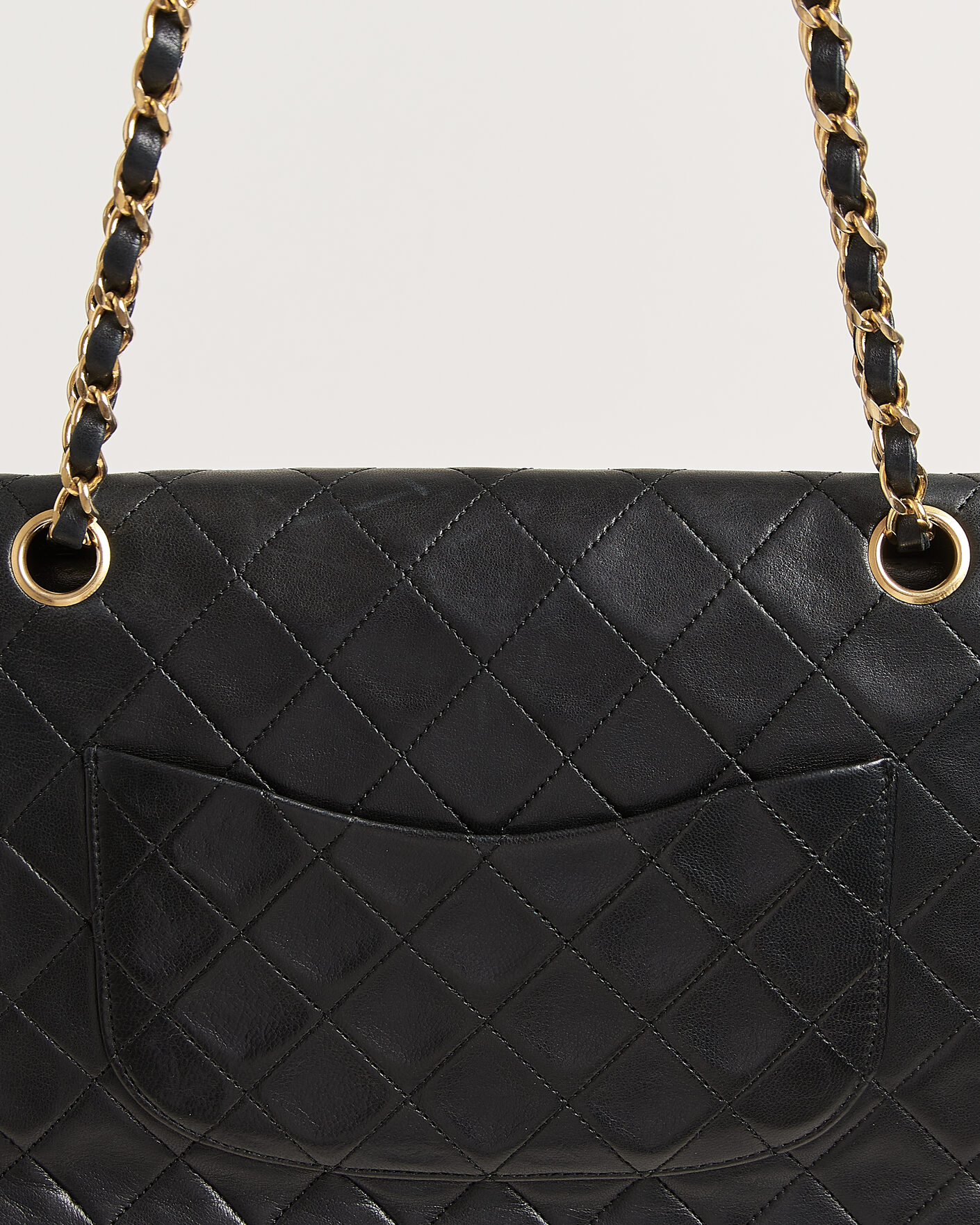 Homme | Pre-Owned & Vintage Bags | Chanel Pre-Owned | Classic Medium Double Flap Bag Lambskin Black