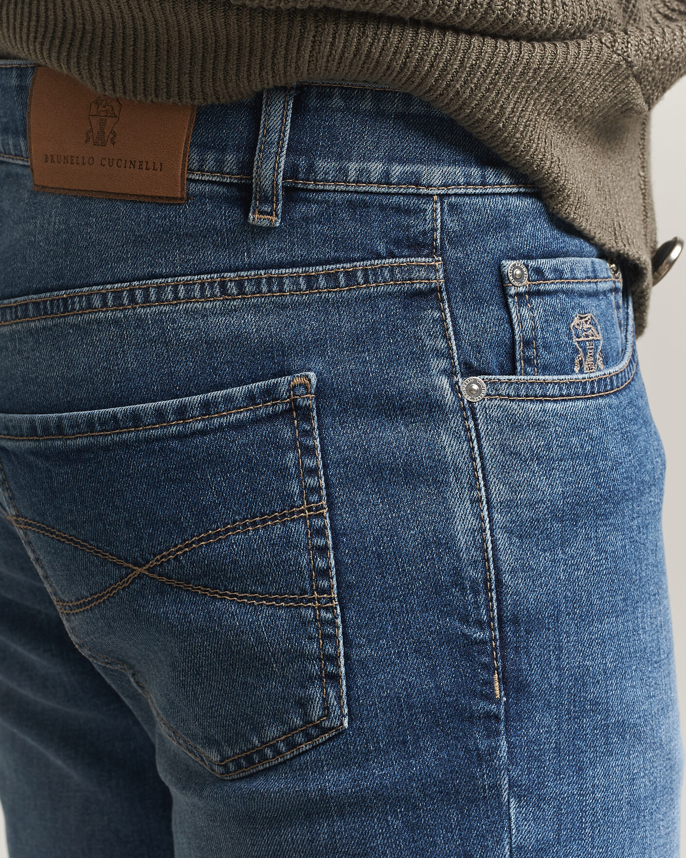 Homme | Pantalons | Brunello Cucinelli | Traditional Fit Jeans Medium Wash