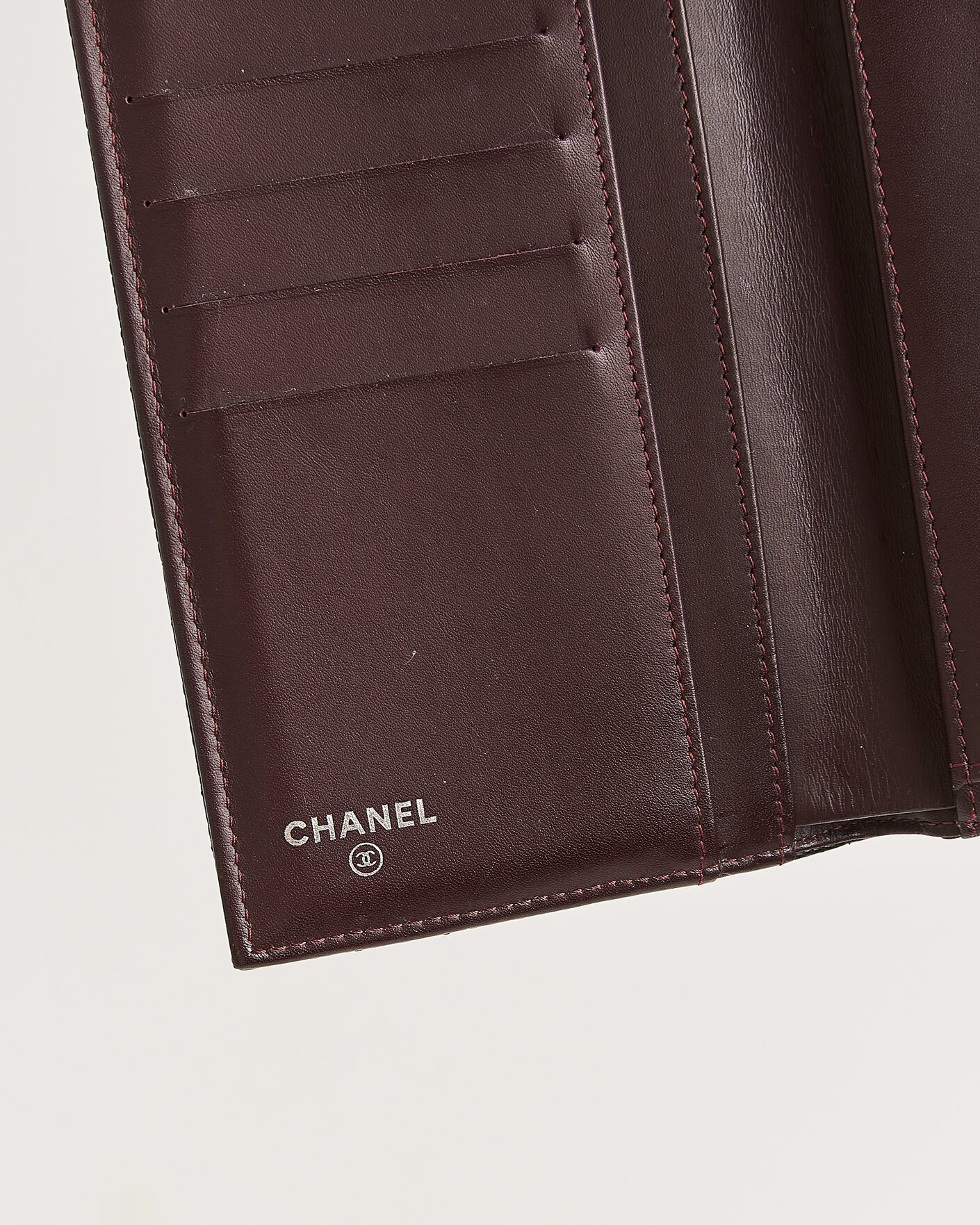 Heren | Pre-Owned & Vintage Bags | Chanel Pre-Owned | Classic Trifold Flap Wallet Caviar Leather Black