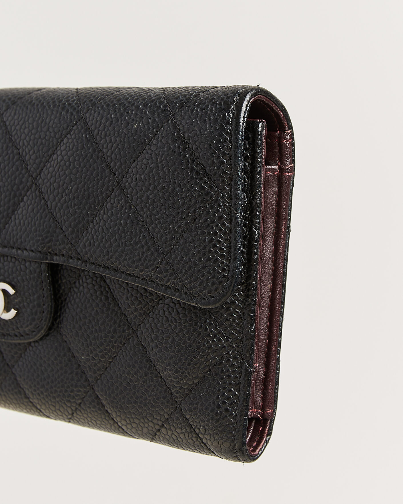 Heren | Pre-Owned & Vintage Bags | Chanel Pre-Owned | Classic Trifold Flap Wallet Caviar Leather Black