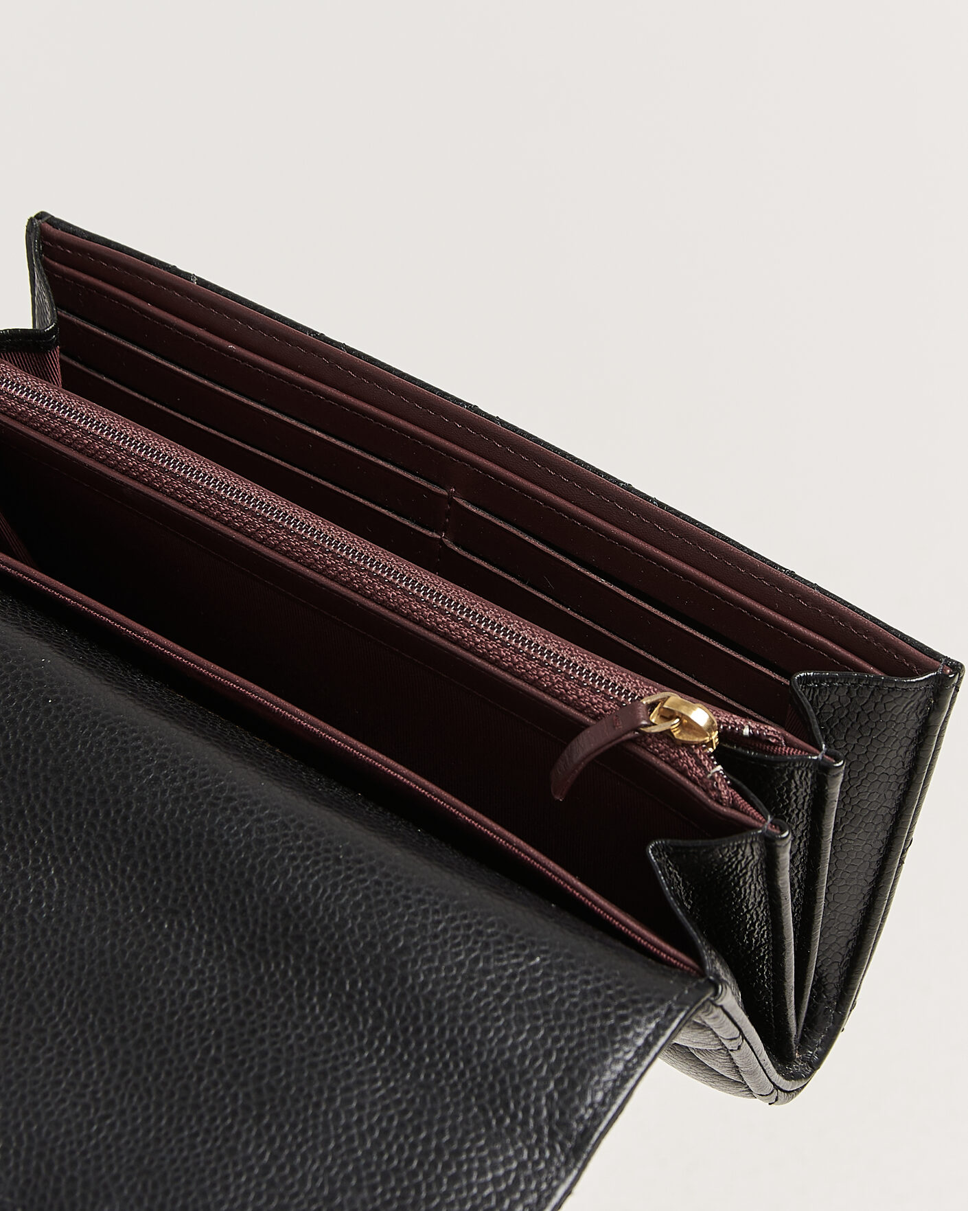 Heren | Pre-Owned & Vintage Bags | Chanel Pre-Owned | Classic Long Flap Wallet Caviar Leather Black