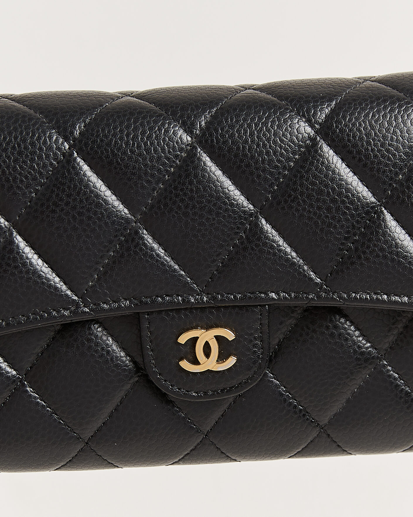 Heren | Pre-Owned & Vintage Bags | Chanel Pre-Owned | Classic Long Flap Wallet Caviar Leather Black