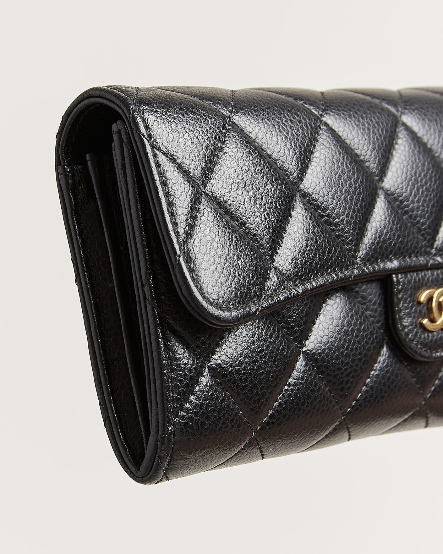 Heren | Pre-Owned & Vintage Bags | Chanel Pre-Owned | Classic Long Flap Wallet Caviar Leather Black