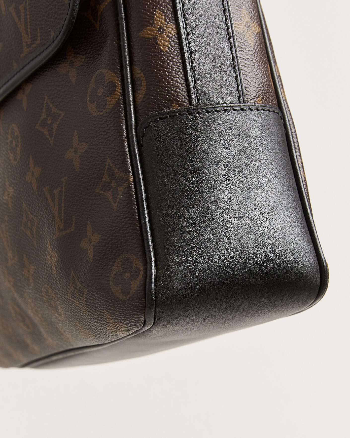 Heren | Pre-Owned & Vintage Bags | Louis Vuitton Pre-Owned | Abbesses Messenger Bag Monogram Macassar