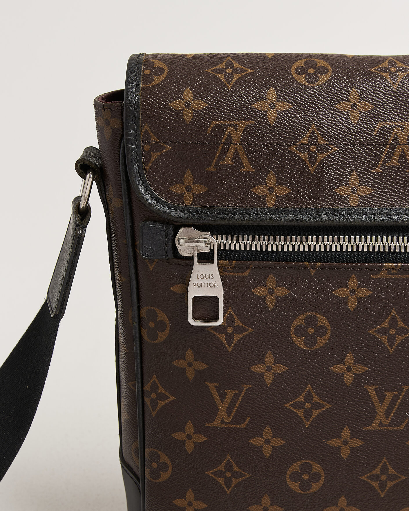 Heren | Pre-Owned & Vintage Bags | Louis Vuitton Pre-Owned | Abbesses Messenger Bag Monogram Macassar