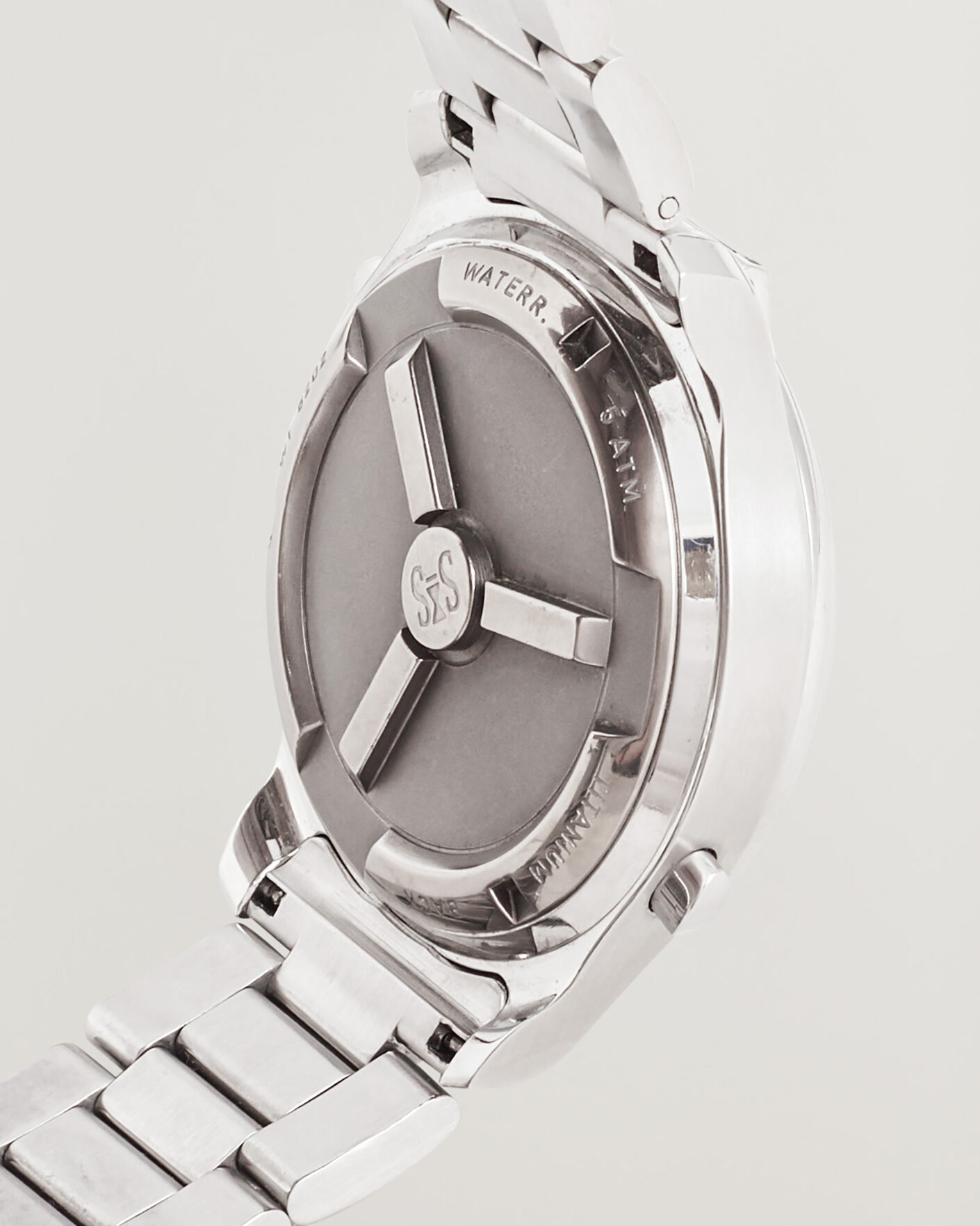 Homme | Pre-Owned & Vintage Watches | Sjöö Sandström Pre-Owned | Chronolink Worldtimer UTC Swedish Blonde