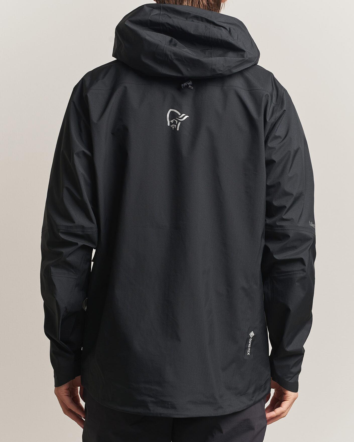 Heren | Jassen | Norrøna | Falketind GORE-TEX Jacket Caviar Black