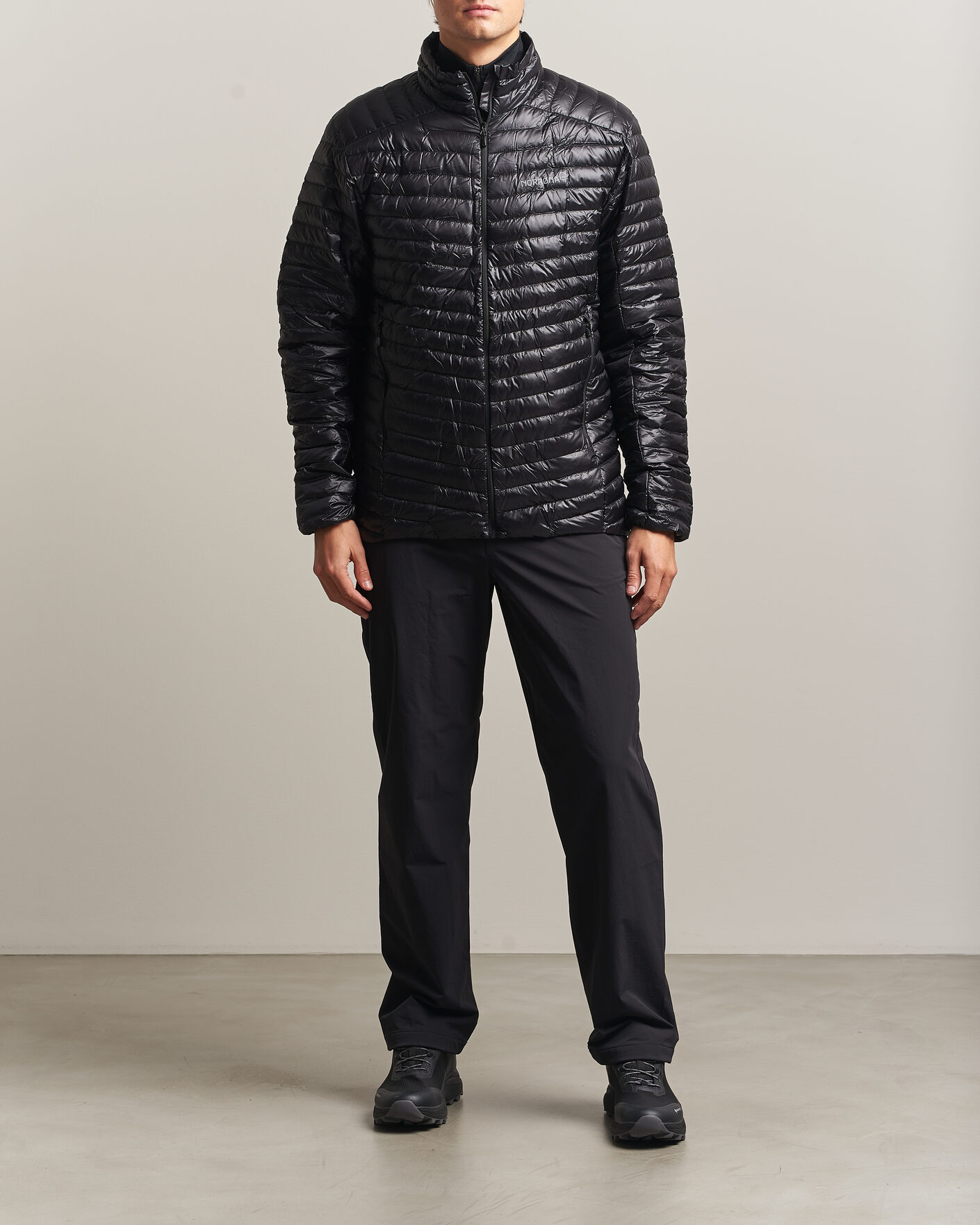 Heren | Jassen | Norrøna | Trollveggen Down 800 Super Light Jacket Caviar Black
