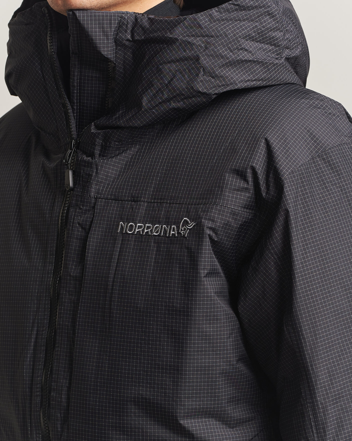 Homme | Manteaux Et Vestes | Norrøna | Trollveggen dri2 Down 800 Zip Hood Caviar Black