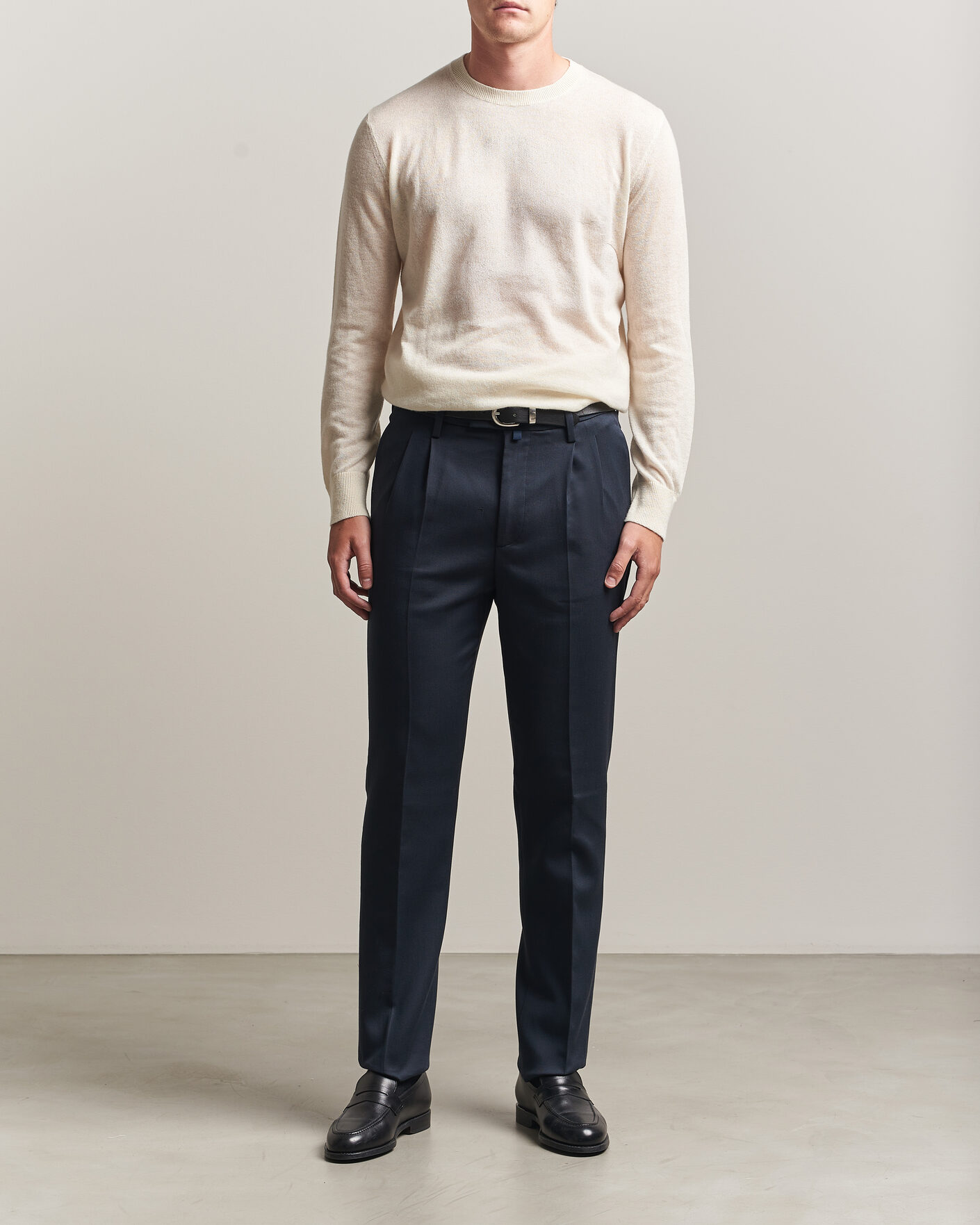 Heren | Broeken | Jacob Cohën | Lucas Pleated Cotton Gabardine Trousers Navy