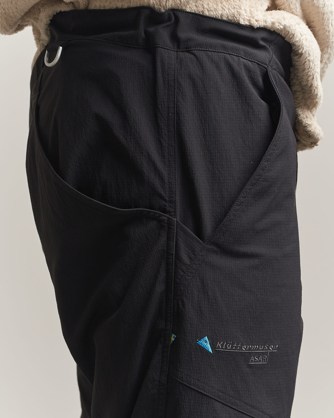 Homme | Pantalons | Klättermusen | Asar Function Stretch Pants Black