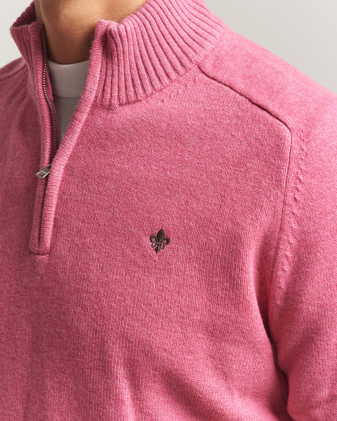 Heren | Truien | Morris | Hertford Lambswool Half Zip Cerise