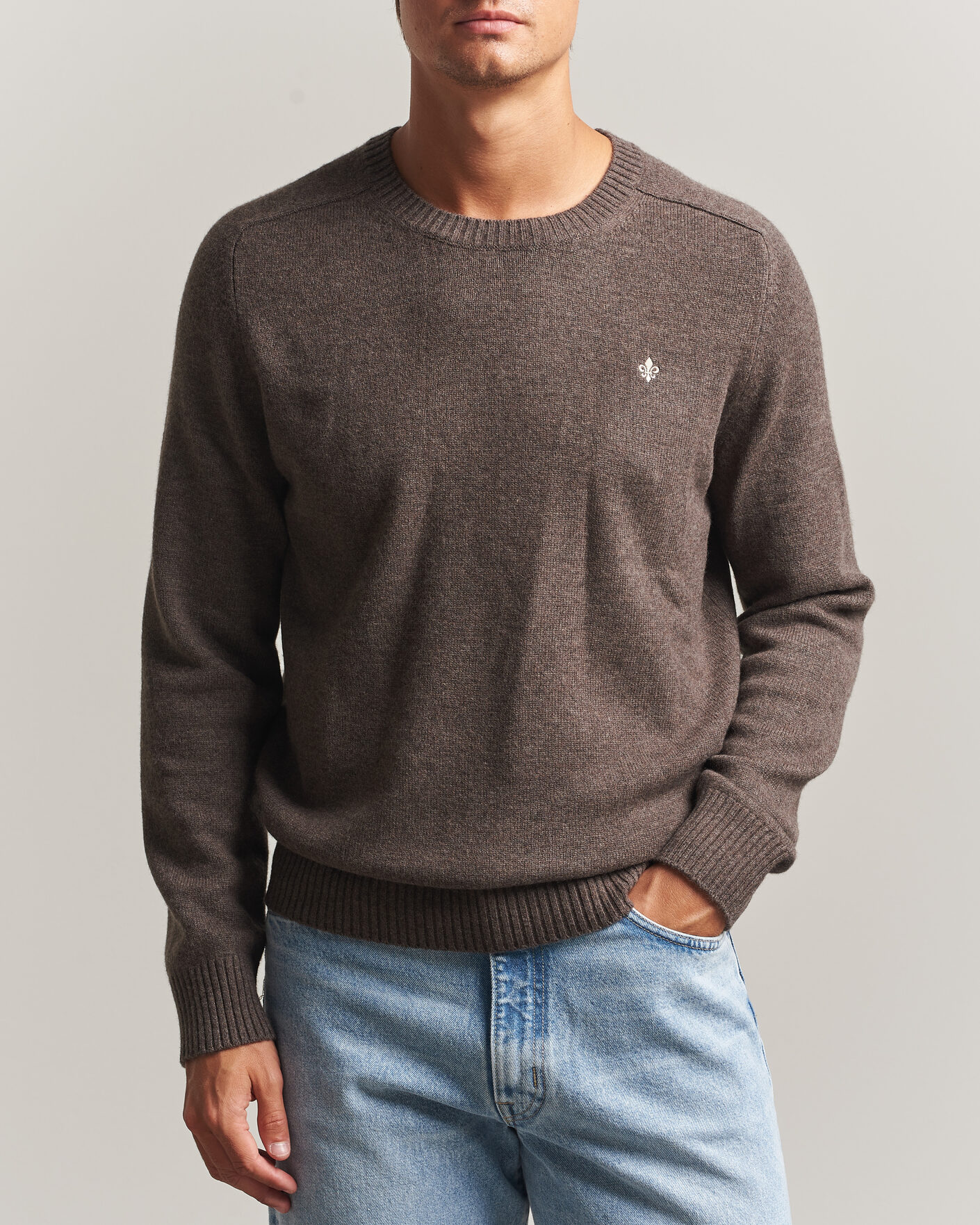 Heren | Truien | Morris | Hertford Lambswool Crew Neck Brown