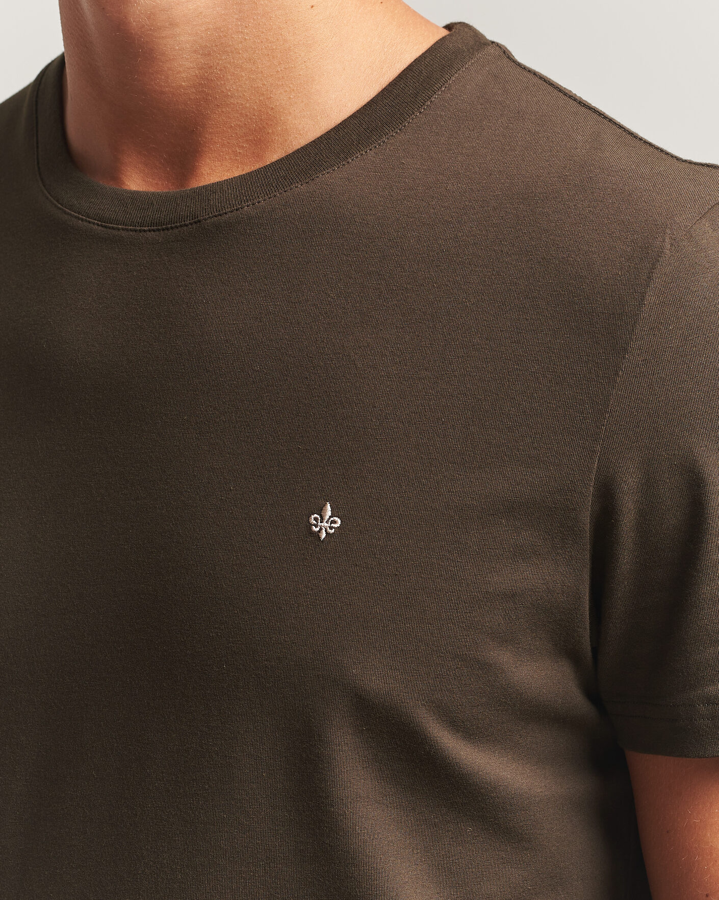 Homme | T-shirts | Morris | James Crew Neck T-Shirt Brown