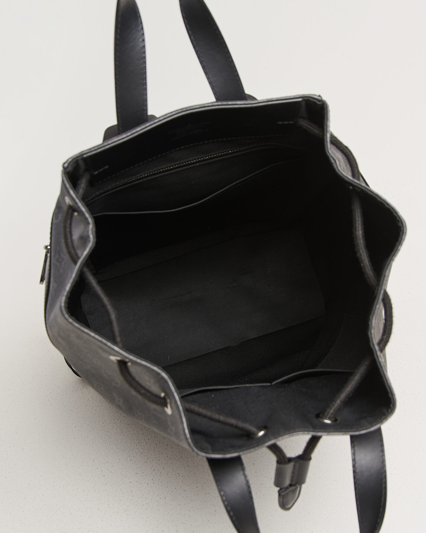 Heren | Pre-Owned & Vintage Bags | Louis Vuitton Pre-Owned | Explorer Backpack Monogram Eclipse