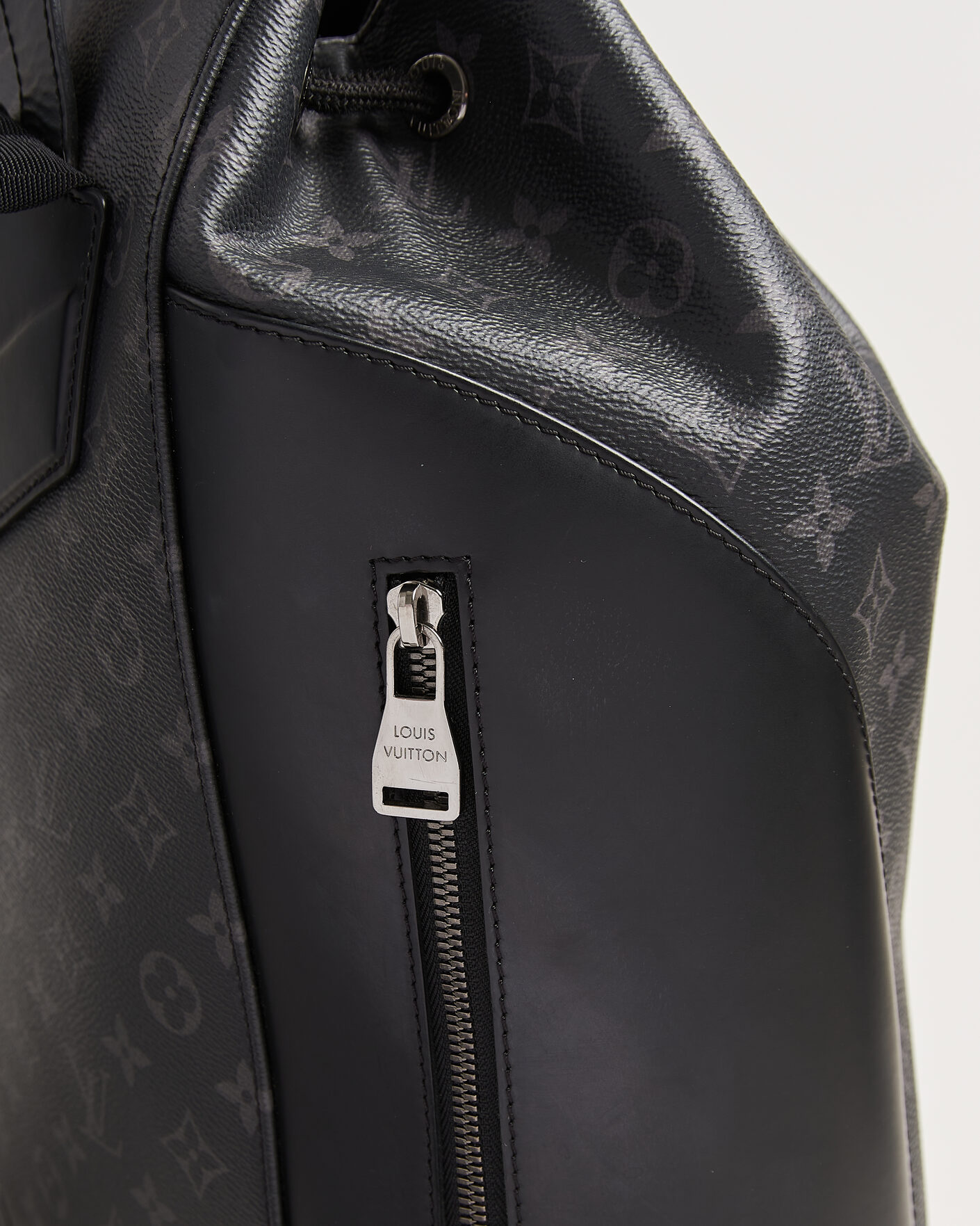 Heren | Pre-Owned & Vintage Bags | Louis Vuitton Pre-Owned | Explorer Backpack Monogram Eclipse