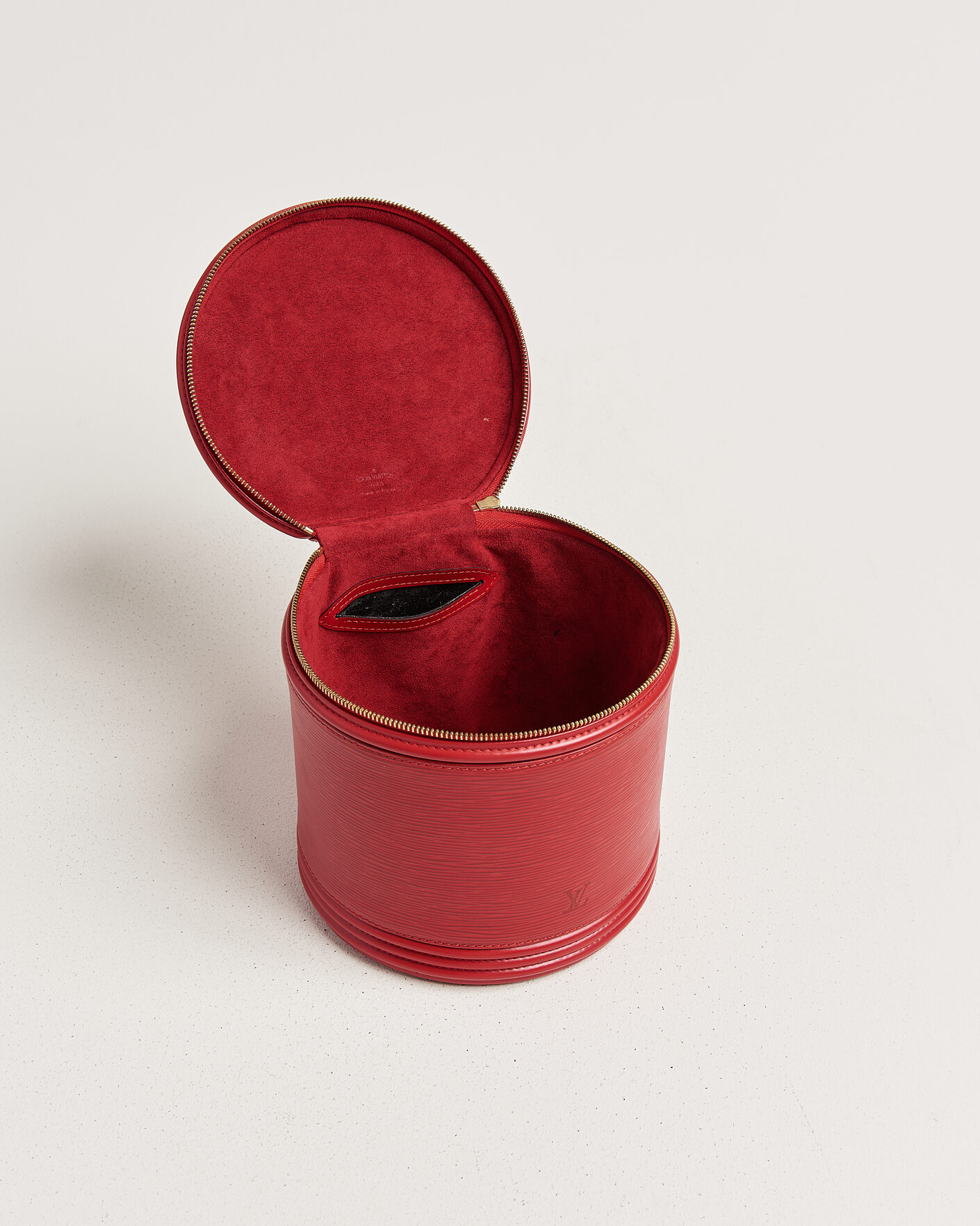 Homme | Pre-Owned & Vintage Bags | Louis Vuitton Pre-Owned | Cannes Vanity Case Epi Leather Red