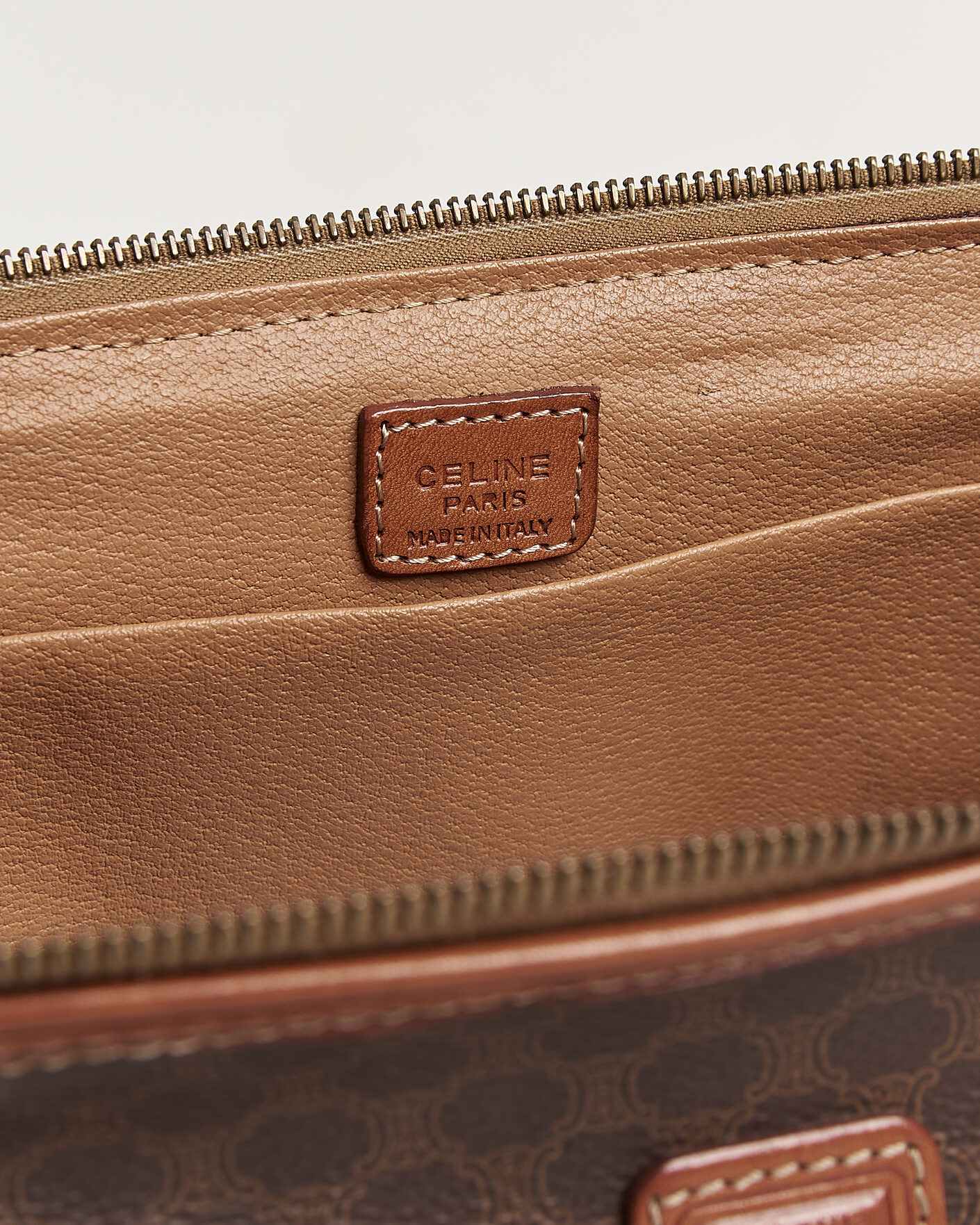 Homme | Pre-Owned & Vintage Bags | Celine Pre-Owned | Macadame Pouch Bag Monogram