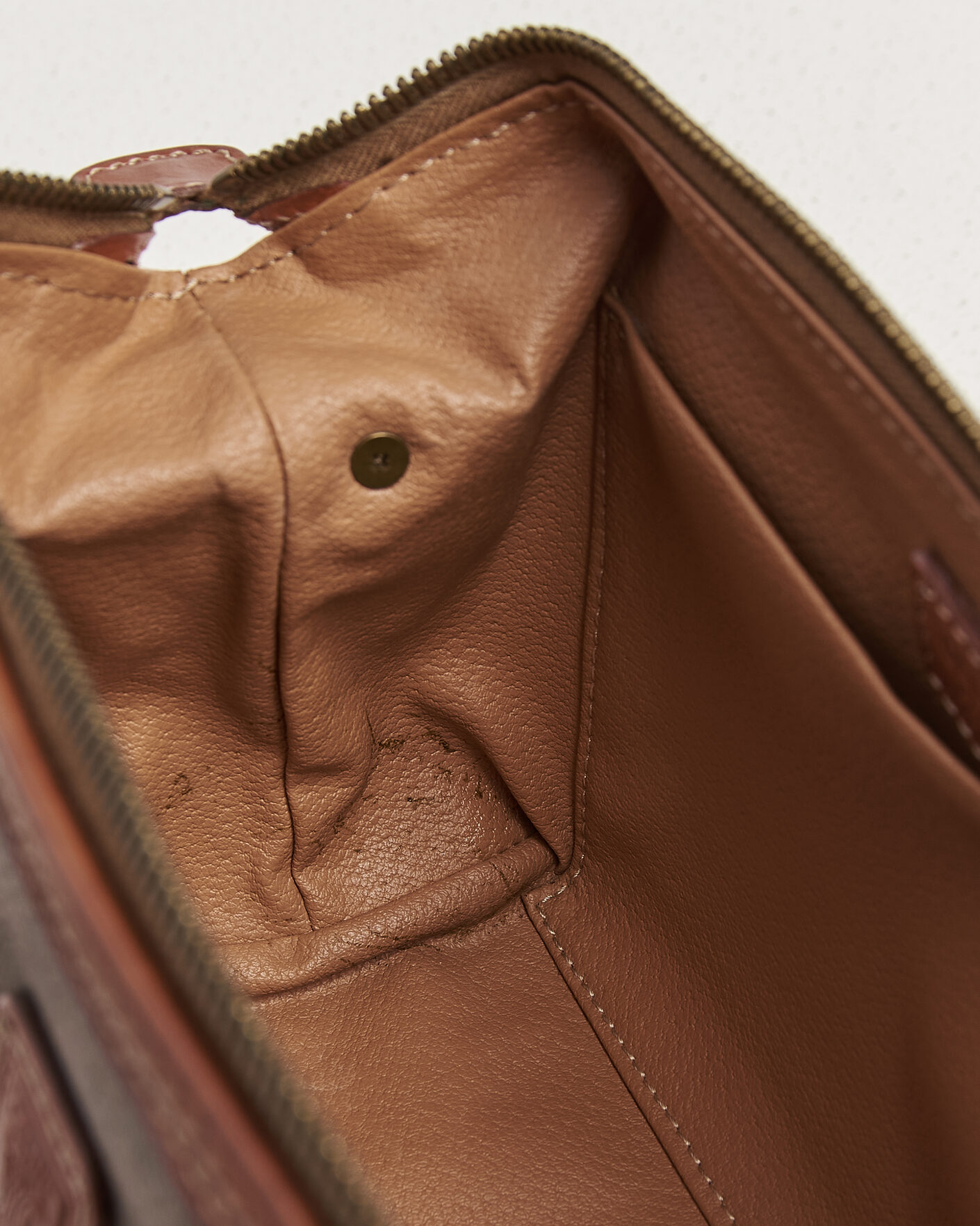 Homme | Pre-Owned & Vintage Bags | Celine Pre-Owned | Macadame Pouch Bag Monogram