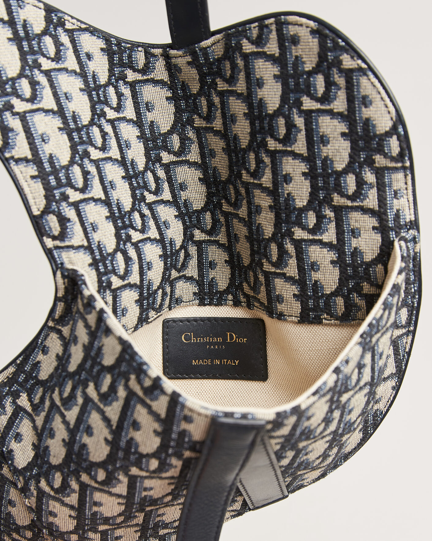 Homme | Pre-Owned & Vintage Bags | Dior Pre-Owned | Saddle Belt Bag Oblique Jacquard Blue