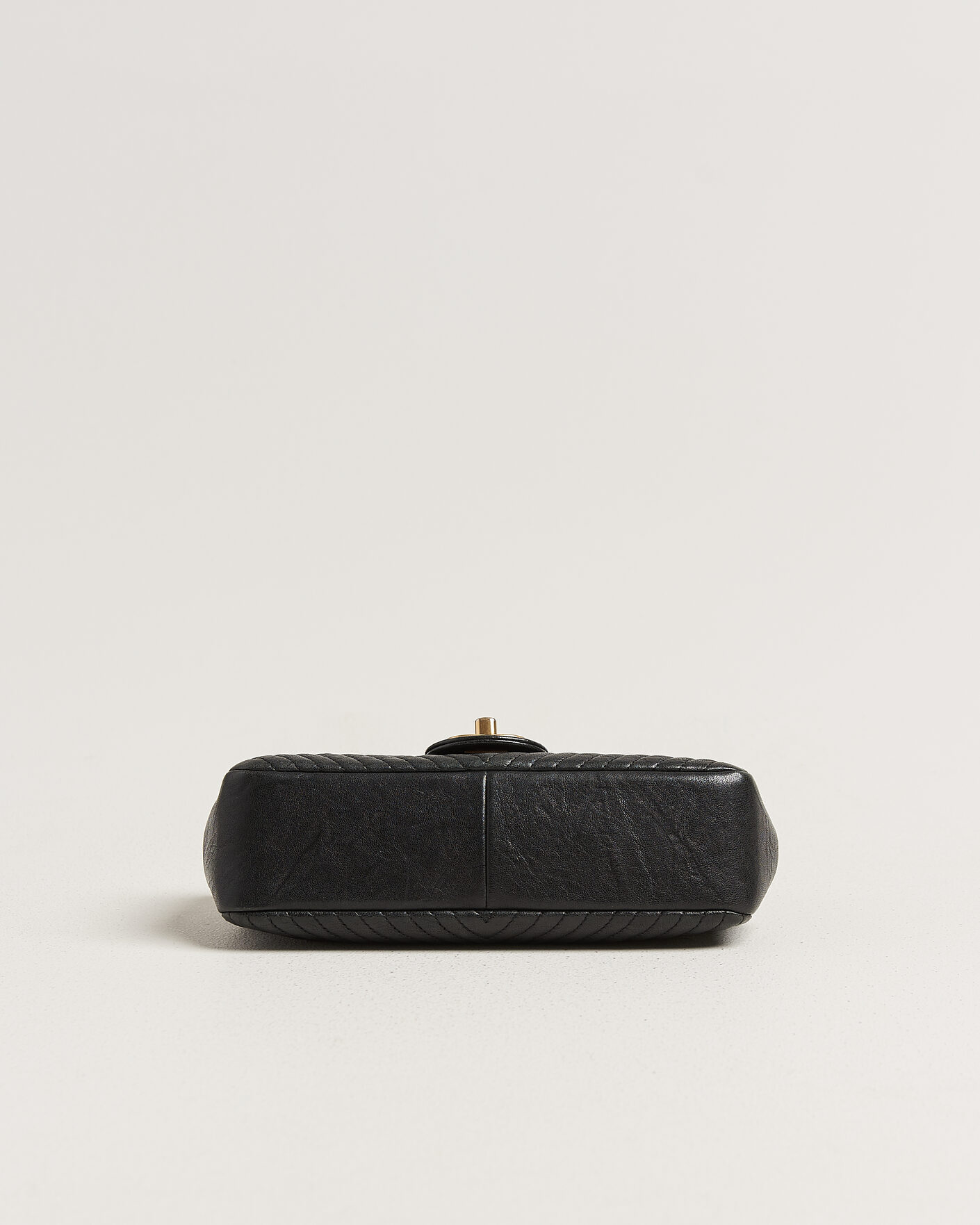 Homme | Pre-Owned & Vintage Bags | Chanel Pre-Owned | Chevron Small Flap Bag Black