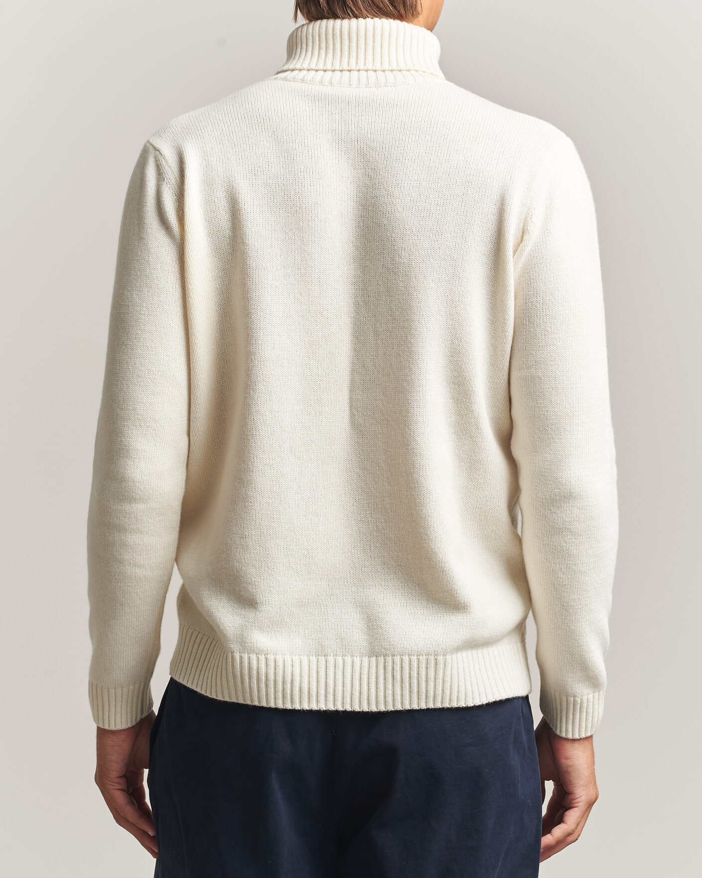 Heren | Truien | Oscar Jacobson | Seppo Cable Knitted Rollneck White